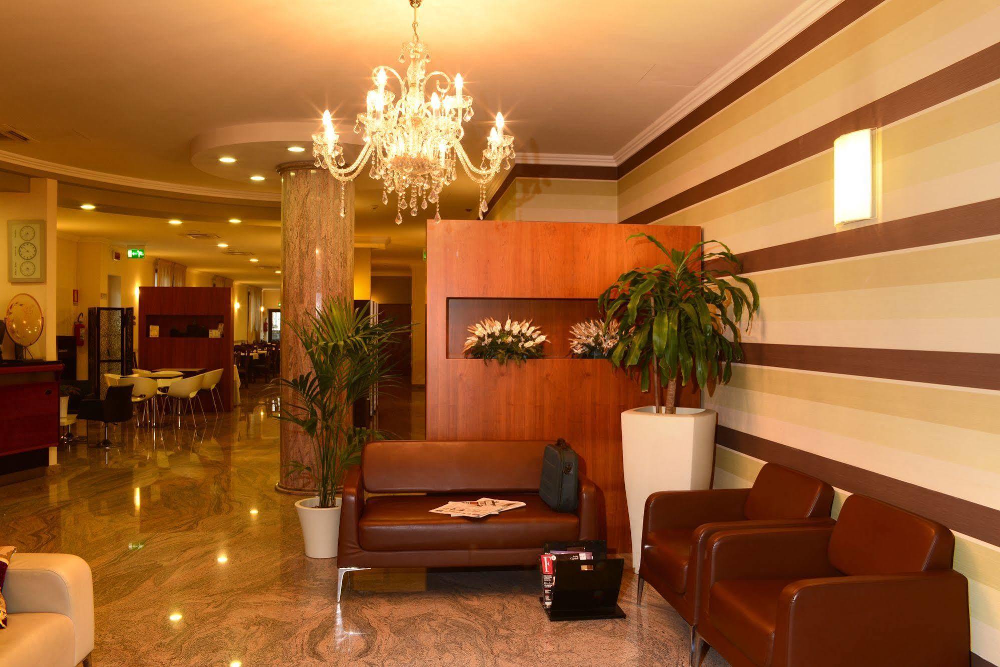 Hotel Iacone 키에티 외부 사진